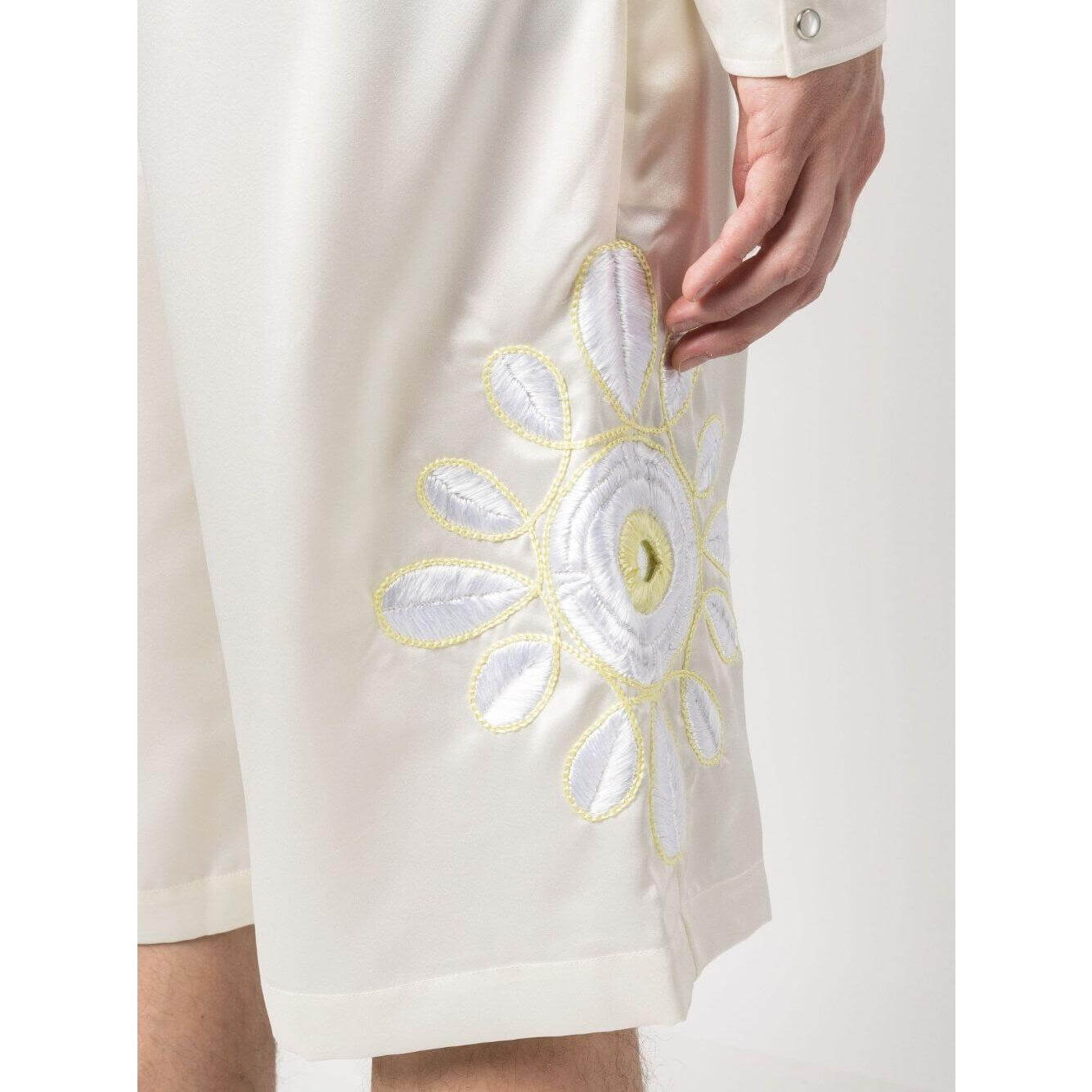BLUEMARBLE Shorts White Short trousers Bluemarble Light Gray
