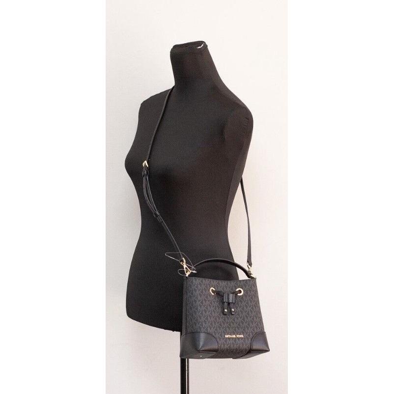 Michael Kors Mercer Small Black Signature Leather Bucket Crossbody Handbag Purse Michael Kors Antique White