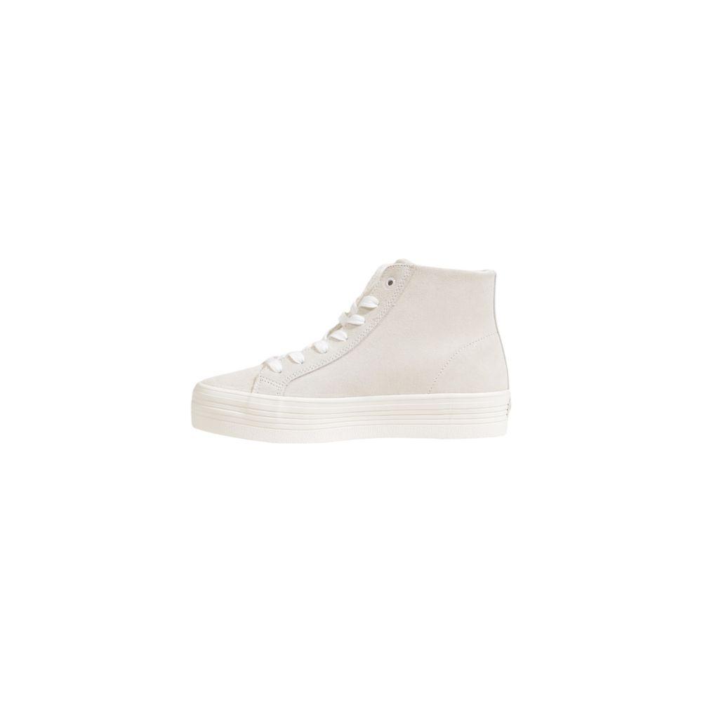 Calvin Klein Jeans women's beige suede leather sneaker for fall/winter collection. 100% suede leather composition high-top design.