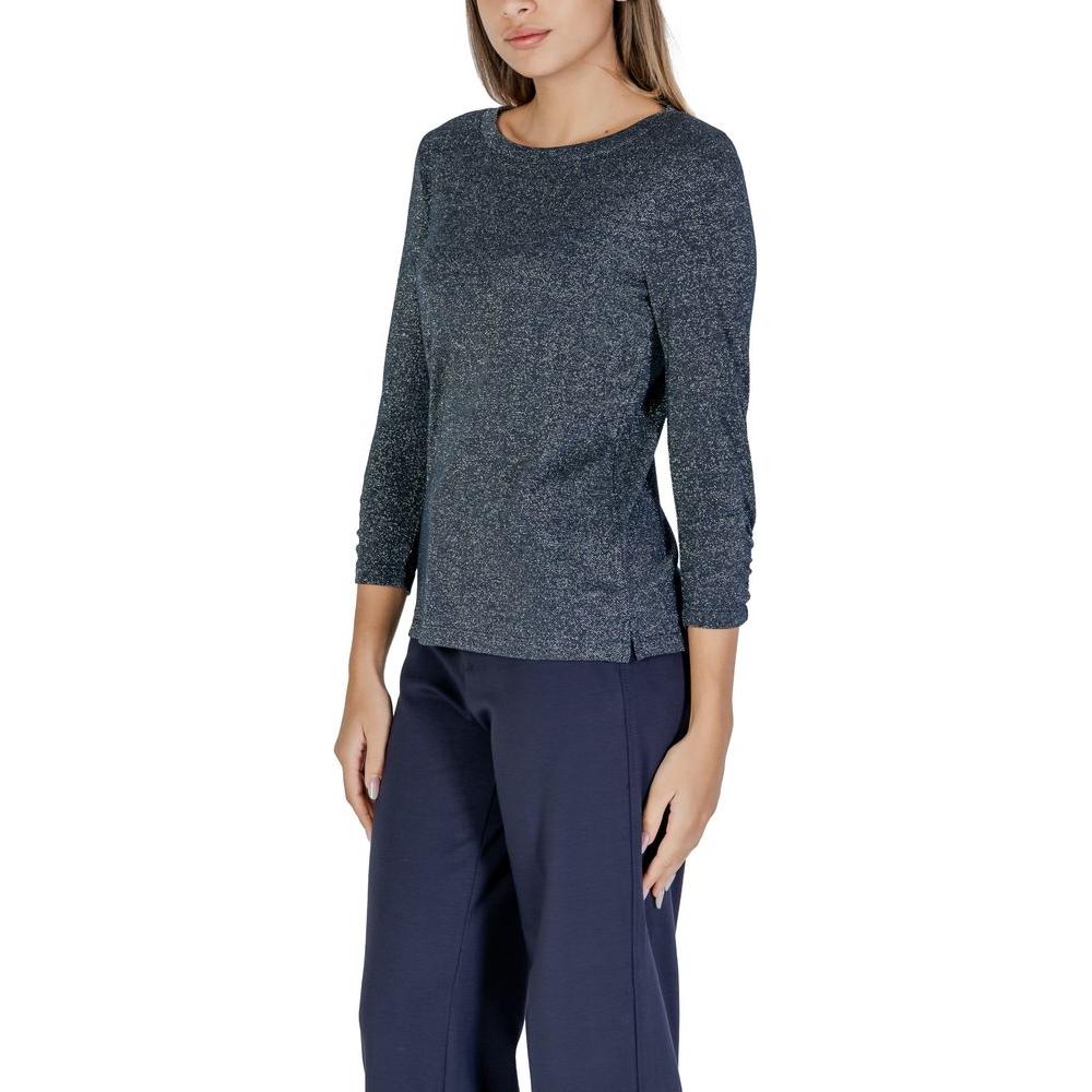 Street One women's blue polyester top, perfect for fall/winter fashion. Features include long sleeves and a comfortable fit.
