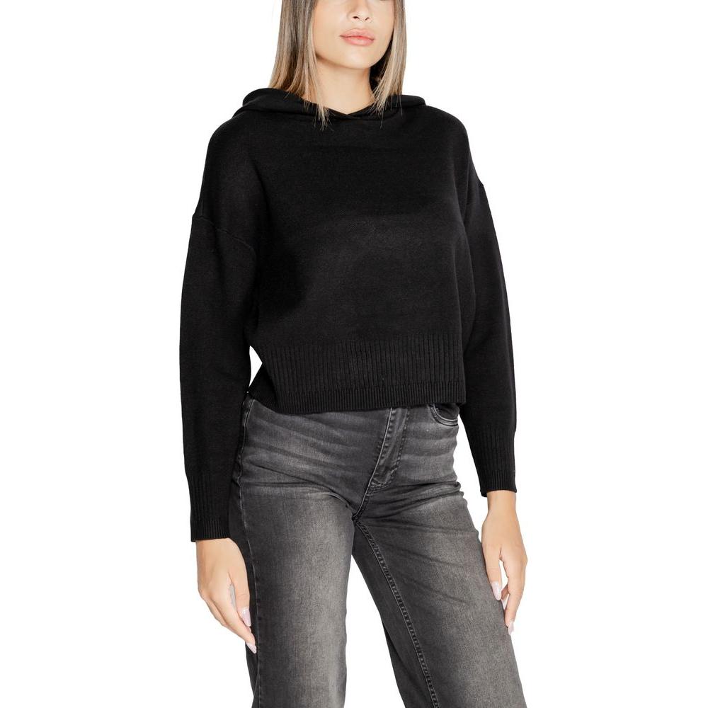 Vero Moda Black Viscose Tops & T-Shirt Vero Moda Black
