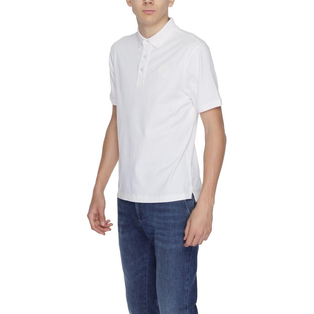 Alt Tag: Men's Blauer Cream Cotton Polo Shirt, Short Sleeve, Spring/Summer Collection, Comfortable Casual Wear, Model Wearing Blue Jeans