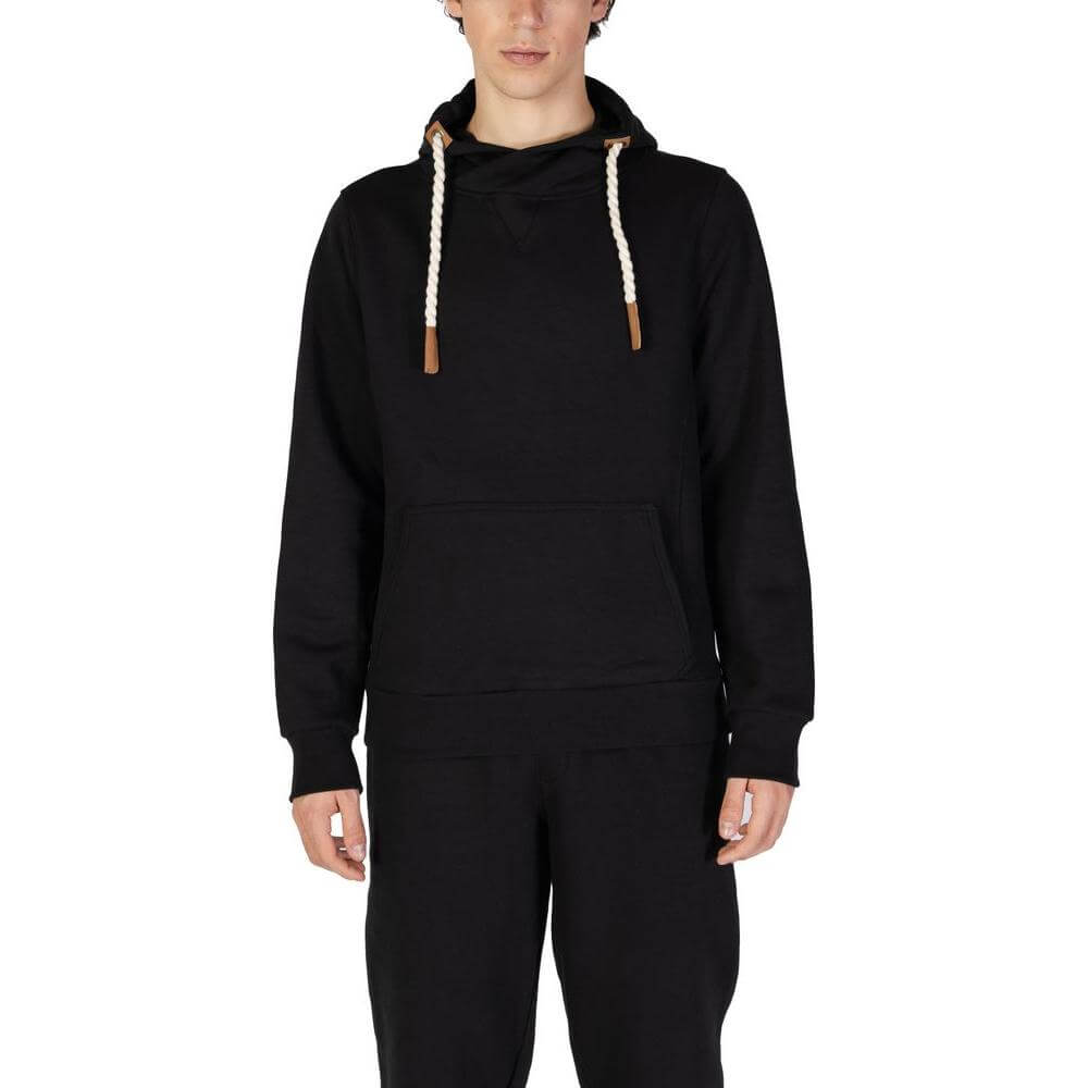Hydra Clothing men's black sweater, fall/winter collection, 60% cotton, 40% polyester, featuring rope drawstrings and front pockets.