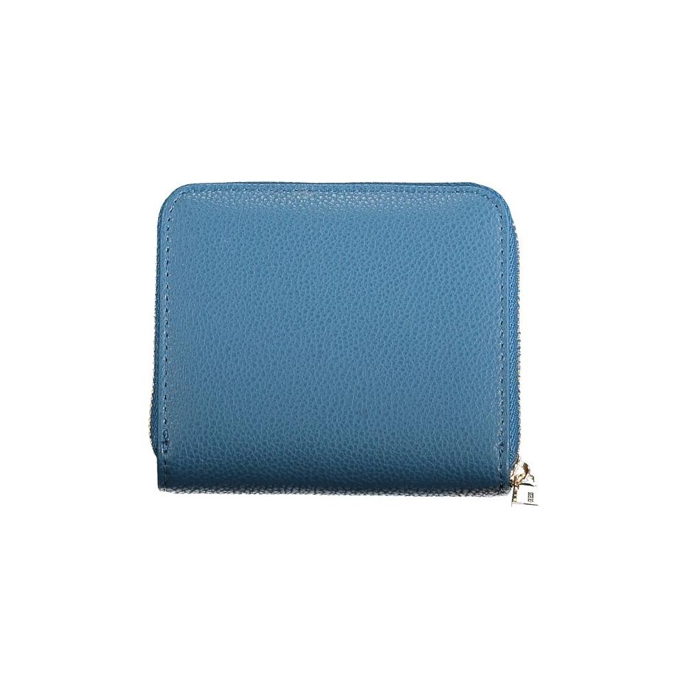 Guess Jeans blue polyethylene wallet with zip closure and logo, featuring card slots and coin purse space, perfect for organizing essentials.