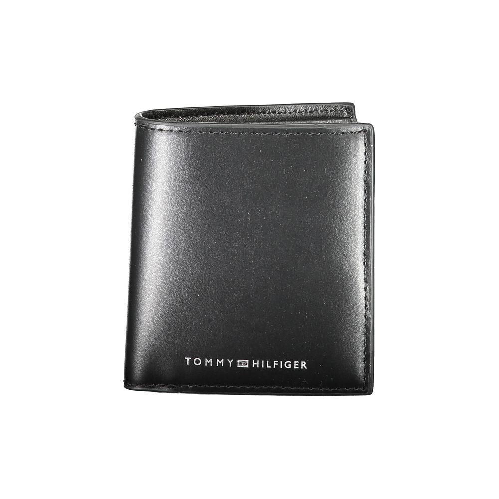 Tommy Hilfiger black leather men's wallet with logo, sleek design for modern style.