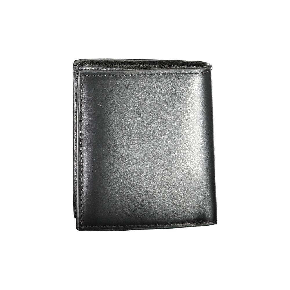 Tommy Hilfiger black leather men’s wallet with sleek design, card slots, and iconic logo—perfect for modern style and sophistication.