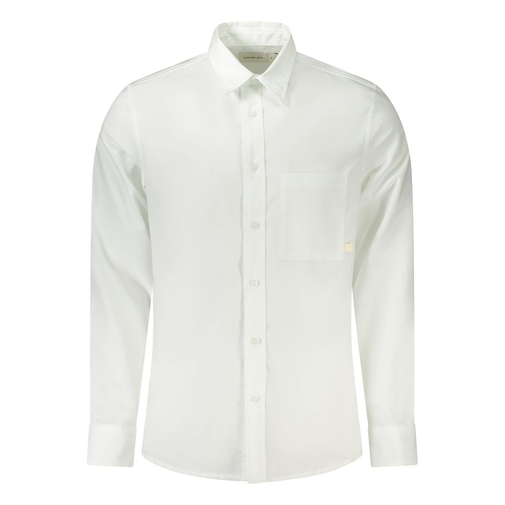 Calvin Klein white cotton men's shirt with Italian collar and 1-button cuffs, featuring a single pocket and discreet logo.