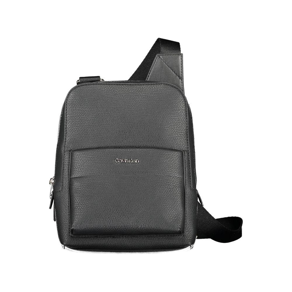 Front view with bag zipped and handles upright.