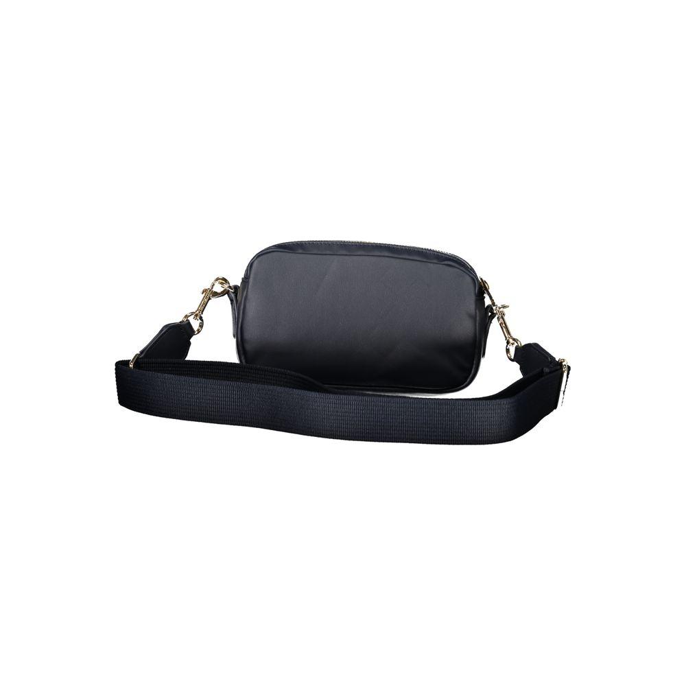 Front view with bag zipped and handles upright.