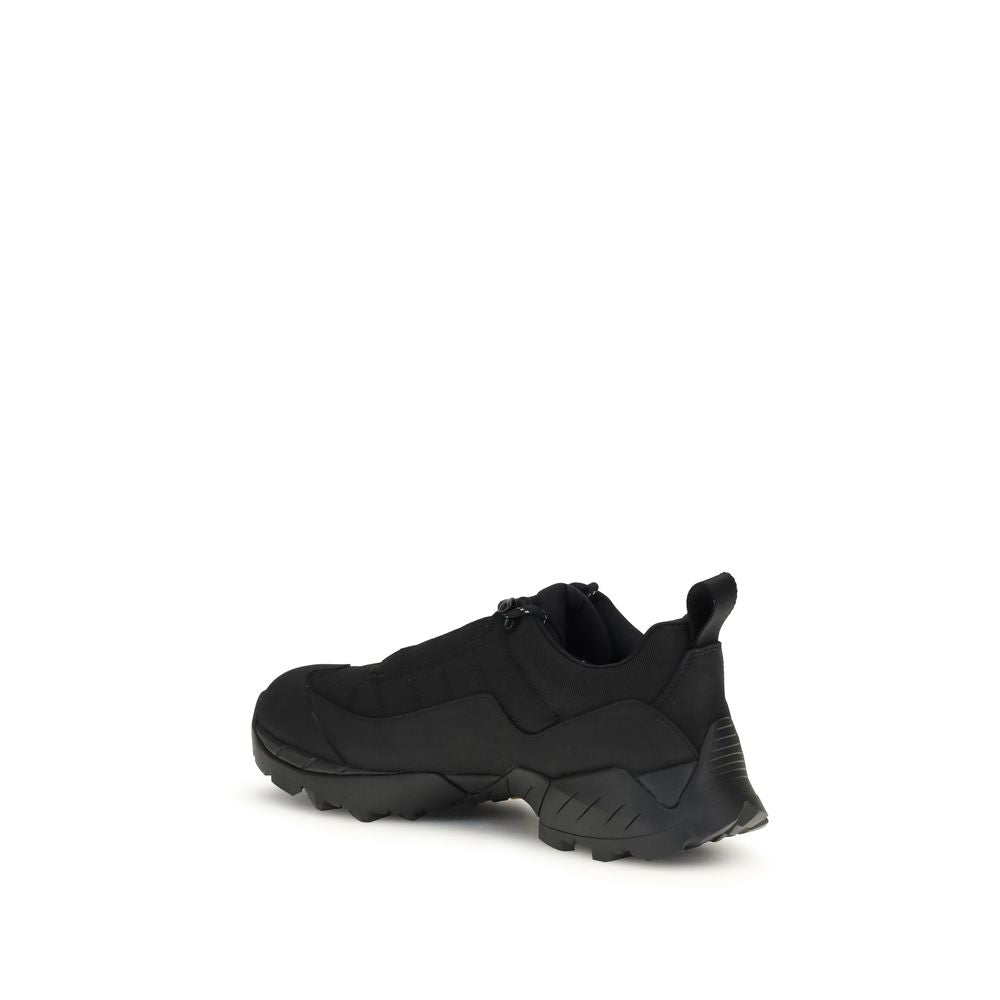 ROA Black Polyamide Athletic Sneakers1728,72470364320,Athletic - Sneakers - Shoes,Black,EU41/US8,EU42/US9,EU43/US10,EU44/US11,EU45/US12,Men,New with tags,ROA,Shoes,Sneakers - Shoes